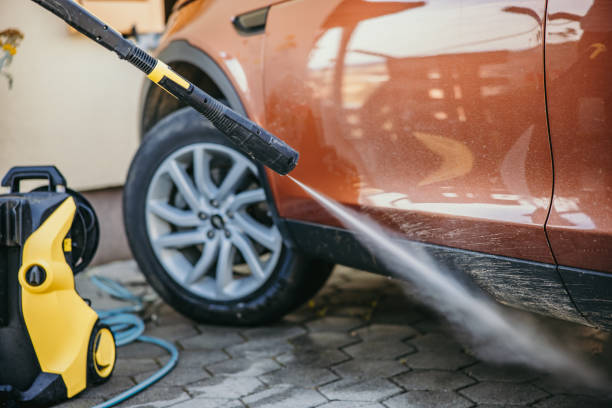 Best Roof Power Washing Services  in Coldstream, OH